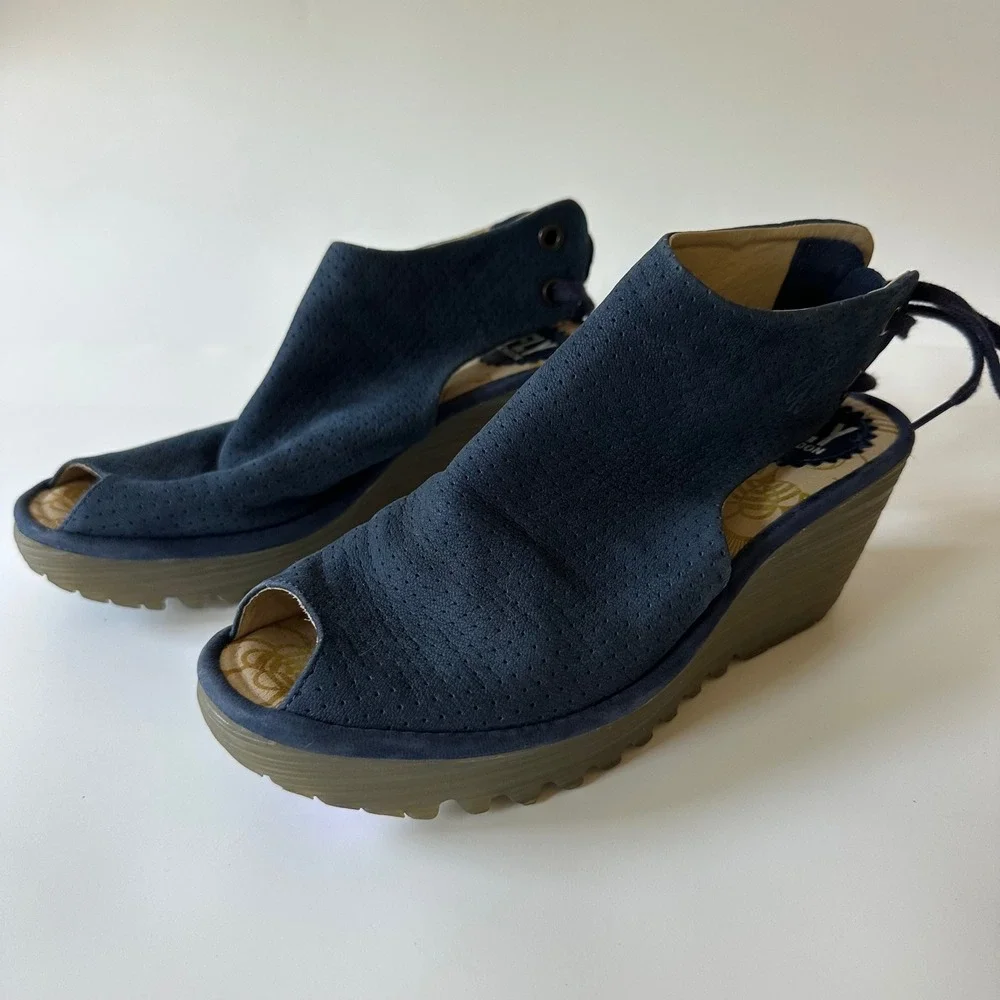 Fly London Ypul Wedge Sandals Navy Blue Perforated Suede Peep Toe size 38